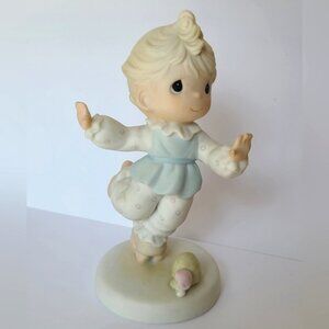 Vintage Precious Moments Happy Trip Roller Skating Girl Collectible Figurine